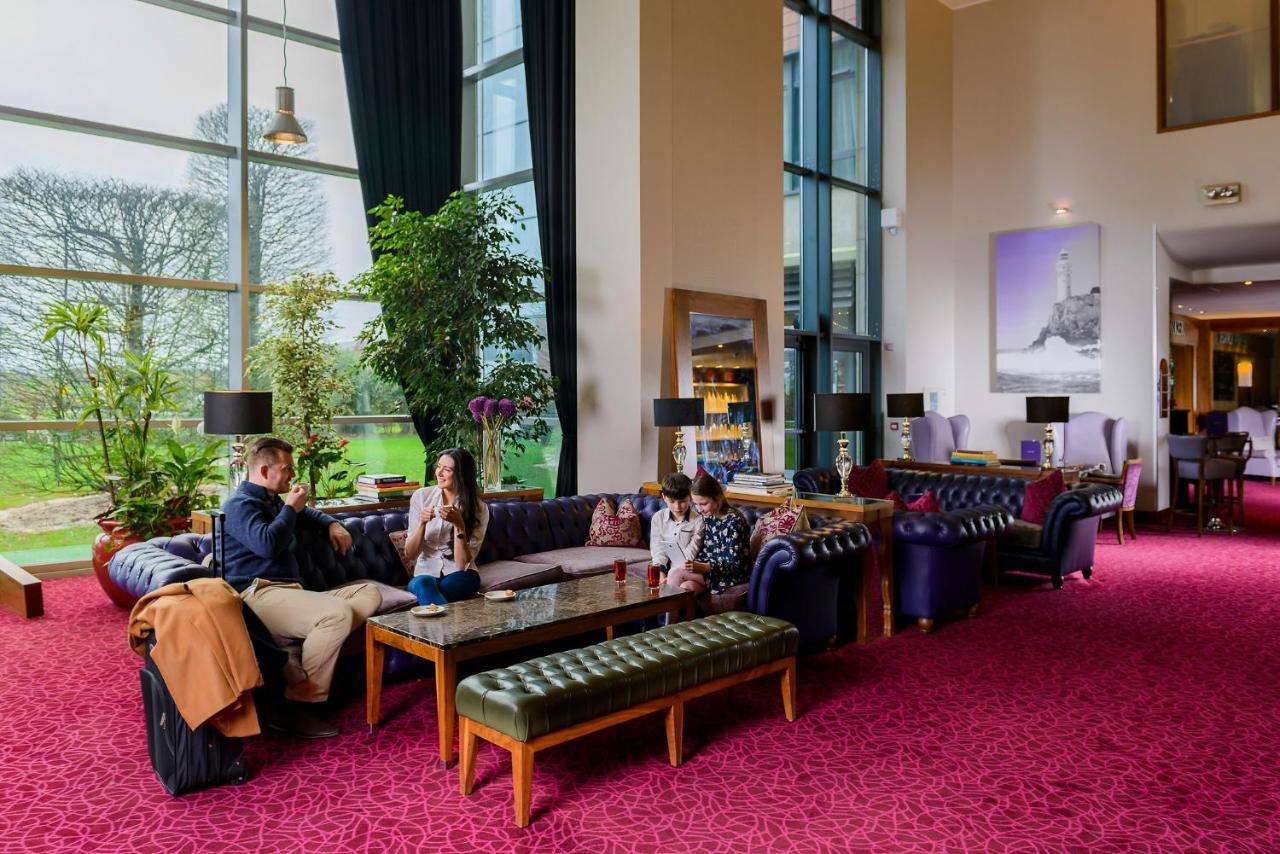 Cork International Hotel Bagian luar foto