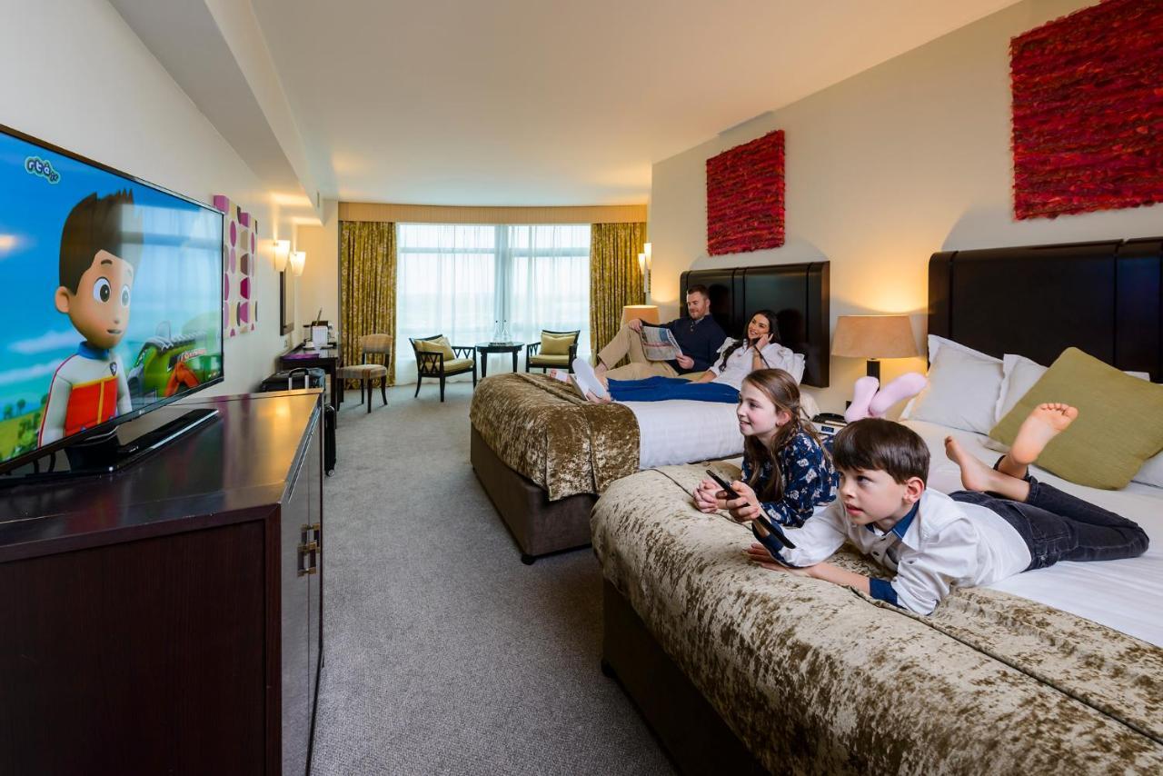 Cork International Hotel Bagian luar foto