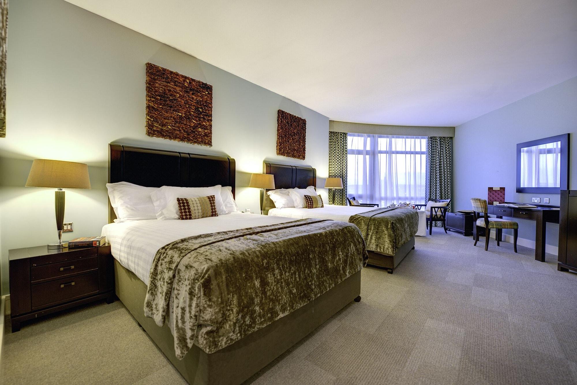 Cork International Hotel Bagian luar foto