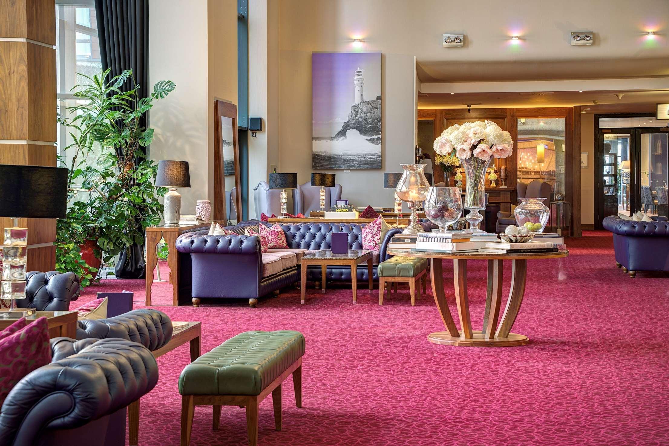 Cork International Hotel Bagian luar foto