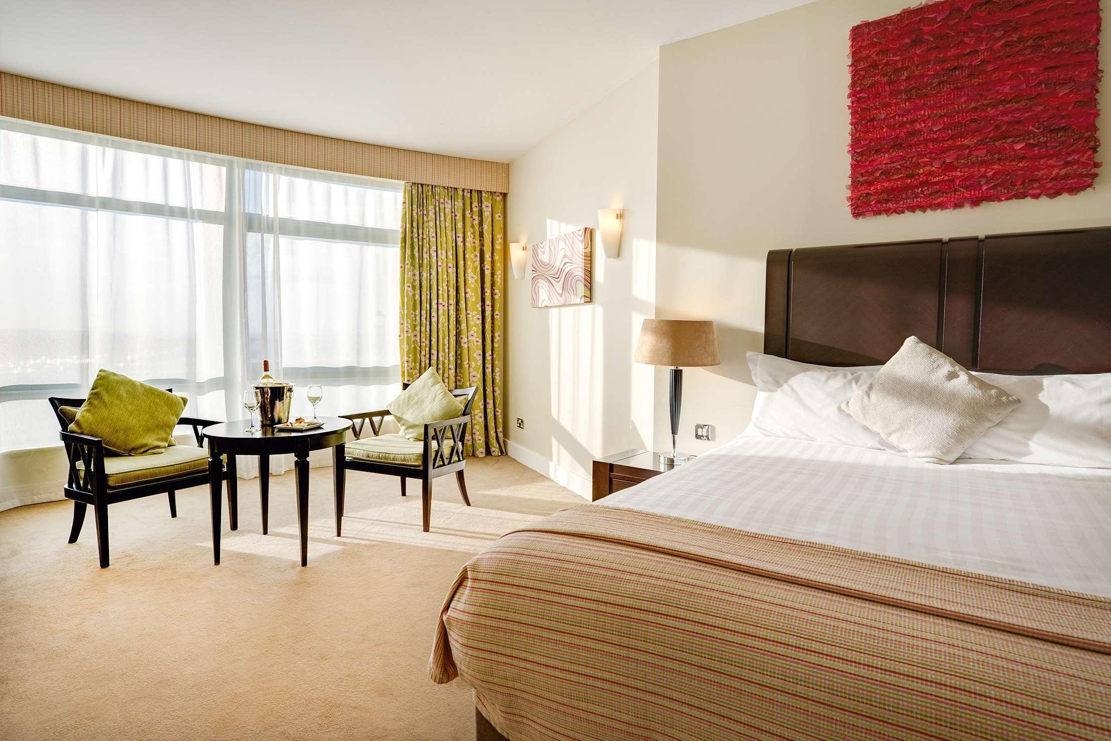 Cork International Hotel Bagian luar foto