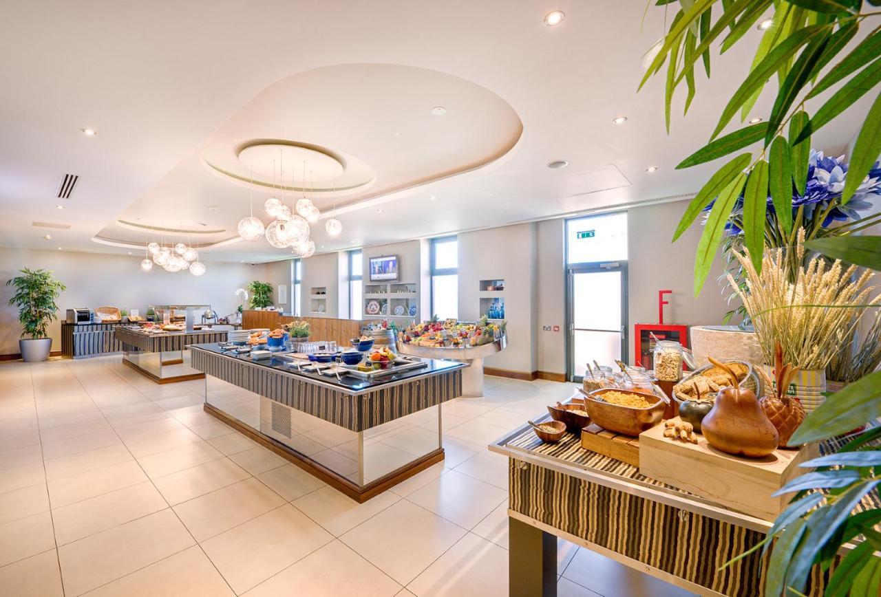 Cork International Hotel Bagian luar foto