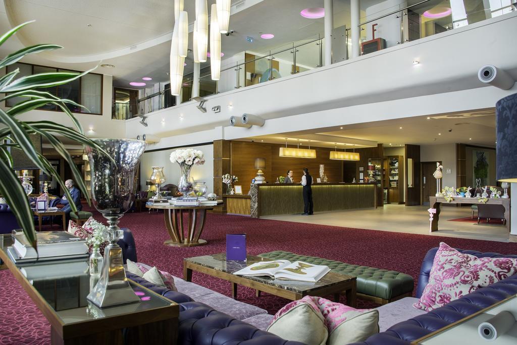 Cork International Hotel Bagian luar foto